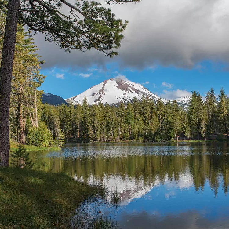 Mt Lassen From Manzanita Lake, Lassen Volcanic National Park, California