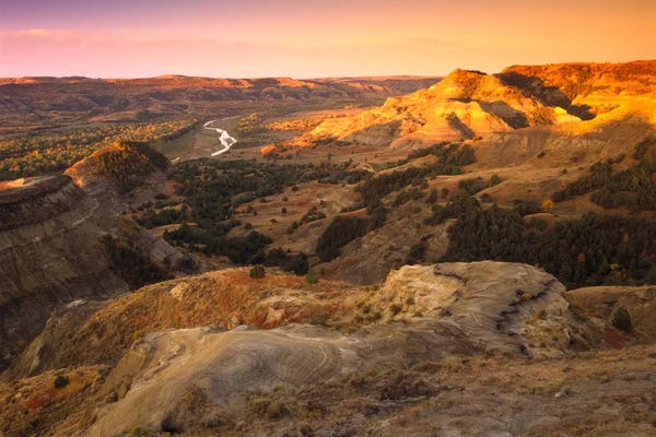 Minden Pictures: Little Missouri River, Theodore Roosevelt National Park, North Dakota by Tim Fitzharris