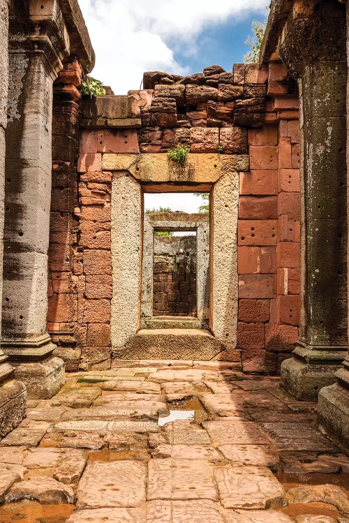 Thailand. Phimai Historical Park. Ruins of ancient Khmer temple complex.