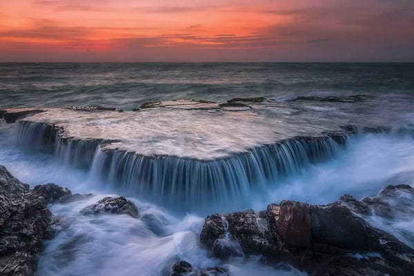 Trung Pham: Hang Rai Rock by Trung Pham