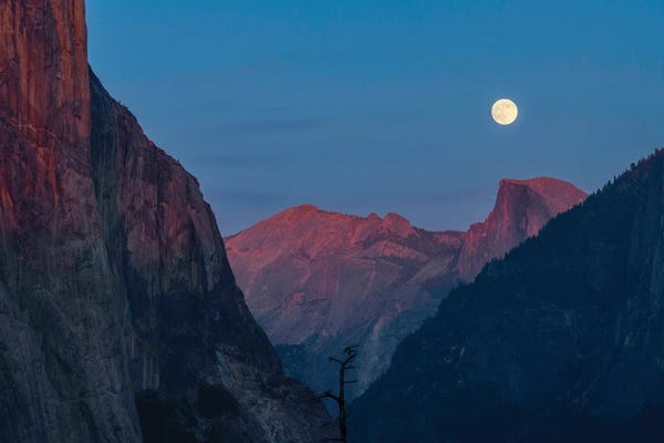 Trung Pham: Moonrise Over Yosemite by Trung Pham