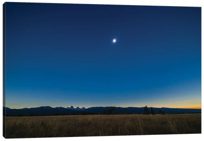 Total Solar Eclipse Over The Grand Tetons In Idaho Canvas Art Print - Alan Dyer