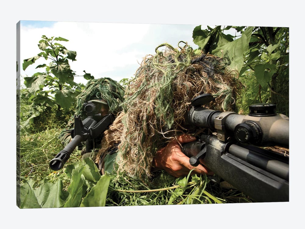 Soldiers Dressed In Ghillie Suits 1-piece Canvas Artwork