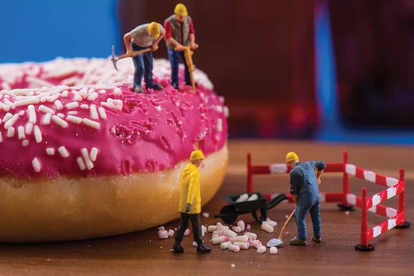 Toys & Collectibles: Dounut Cleaning by Tiny Wasteland