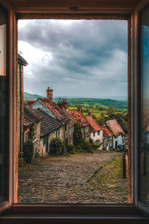 Shaftesbury Golden Hill Out Of The Window