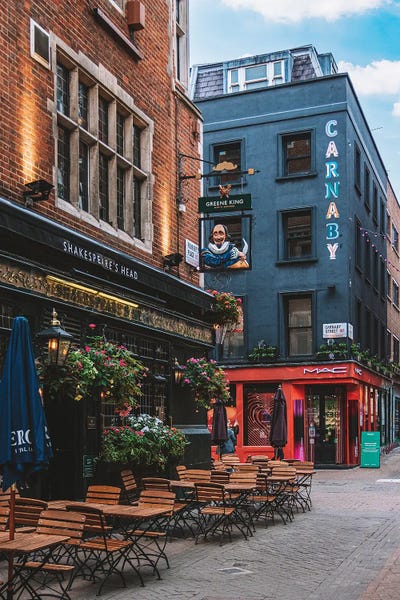 Out & About: Carnaby - London by The Urbanteller