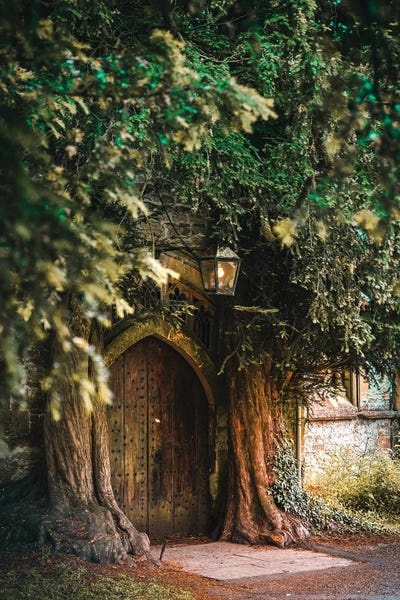 Doors: Stow-On-The-Wold by The Urbanteller