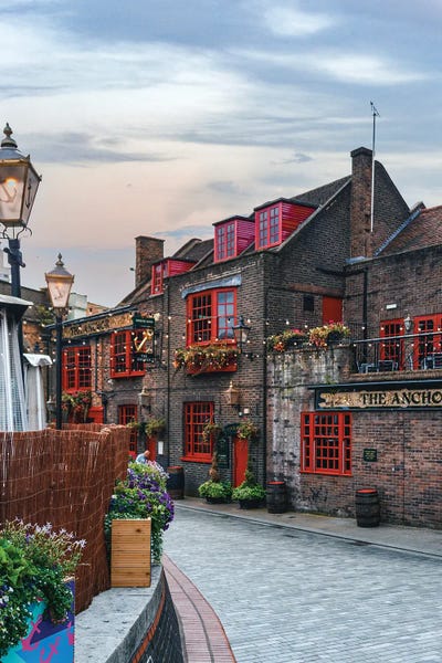 The Urbanteller: The Anchor by The Urbanteller
