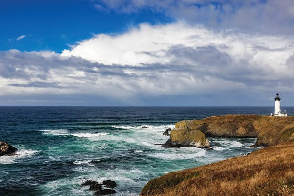Yaquina Head Lighthouse In Newport, Oregon, USA