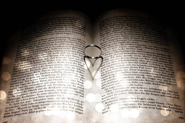 Books: Bondage by 5by5collective