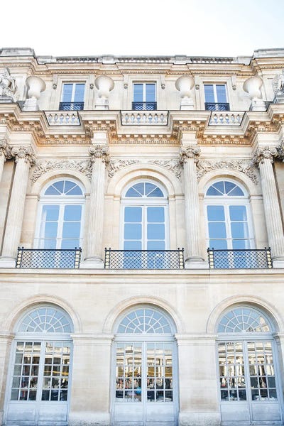 Victoria's Stories: Royal Facade by Victoria's Stories