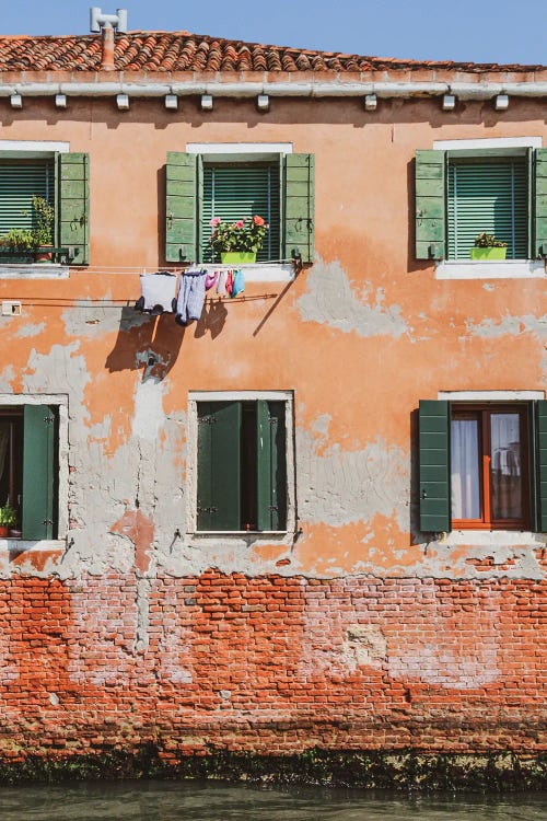 Venice Green Windows