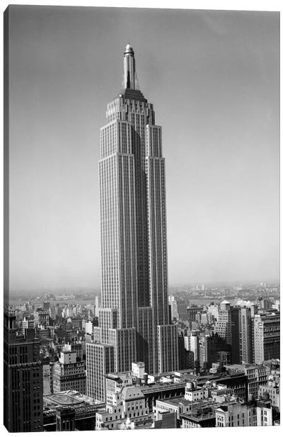 1930s New York City Empire State Building Full Length Without Antennae Canvas Art Print - Vintage Images