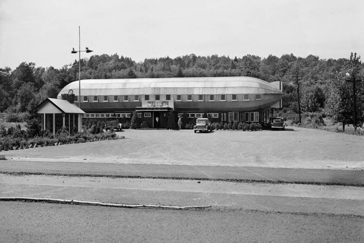 1930s Roadside Zeppelin Shaped Diner