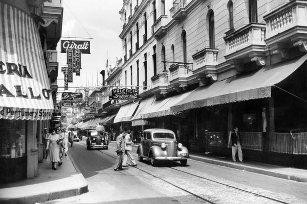 Vintage & Retro Photography: 1930s-1940s Shopping Area San Rafael Avenue Havana Cuba by Vintage Images