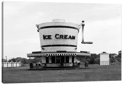1937 Roadside Refreshment Stand Shaped Like Ice Cream Maker Canvas Art Print - Ice Cream & Popsicle Art