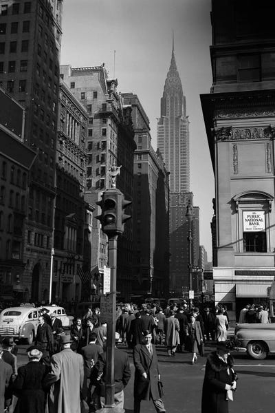 1940s Anonymous Pedestrian Crowd Taxis Crossing Intersection 42nd Street & 5th Avenue Stop Lights Chrysler Building NYC USA