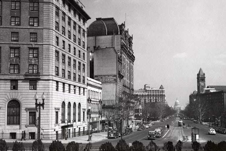 1940s Pennsylvania Avenue With Capitol Building At End Washington Dc USA