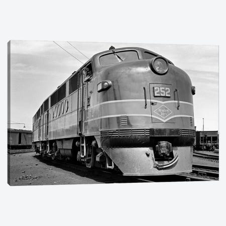 1940s Head On Reading Lines Diesel Electric Railroad Engine Model Emd Ft Built By General Motors 1939-1945 Pennsylvania USA Canvas Print #VTG772} by Vintage Images Canvas Artwork