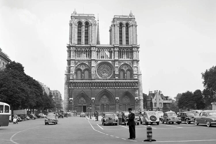 1950s Notre Dame Cathedral Single Anonymous Silhouetted Pedestrian Man Ile De La Cite Paris France