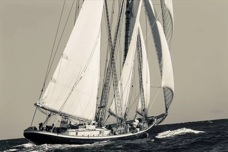 USA, Massachusetts, Cape Ann, Gloucester, schooner sailing ships I