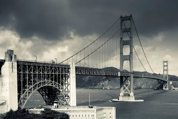 Golden Gate Bridge: Golden Gate Bridge, San Francisco, California, USA by Walter Bibikow