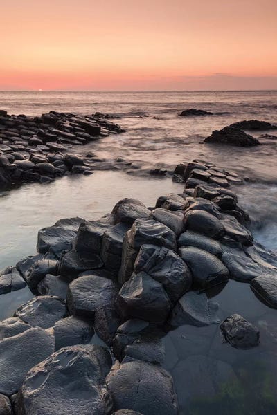Ireland, County Antrim, Bushmills, Giants Causeway, basalt rock formation