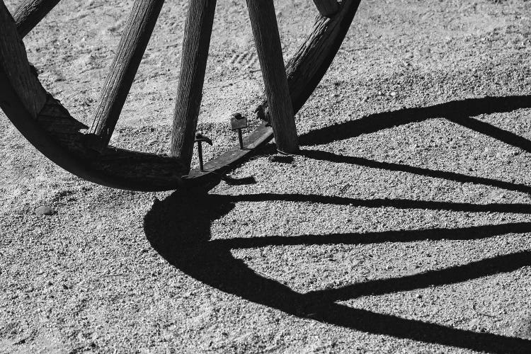 Wagon Wheel Shadows, California