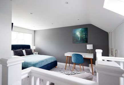 3-where-to-hang-bedroom